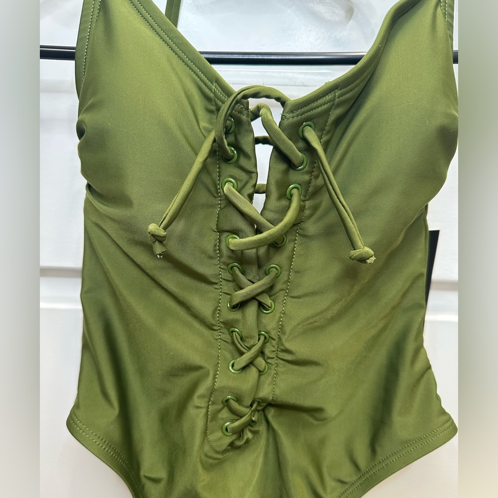 No Boundaries Juniors’ Lace-Up One Piece Swimsuit NEW W/ TAGS - Picture 4 of 8